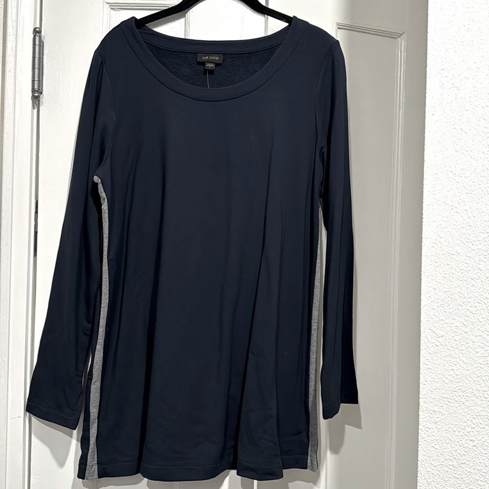 Comfy, nice cool-weather tunic.